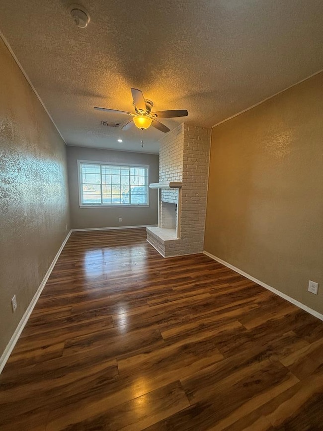 508 Pine St, Douglas, GA 31533 - photo 4