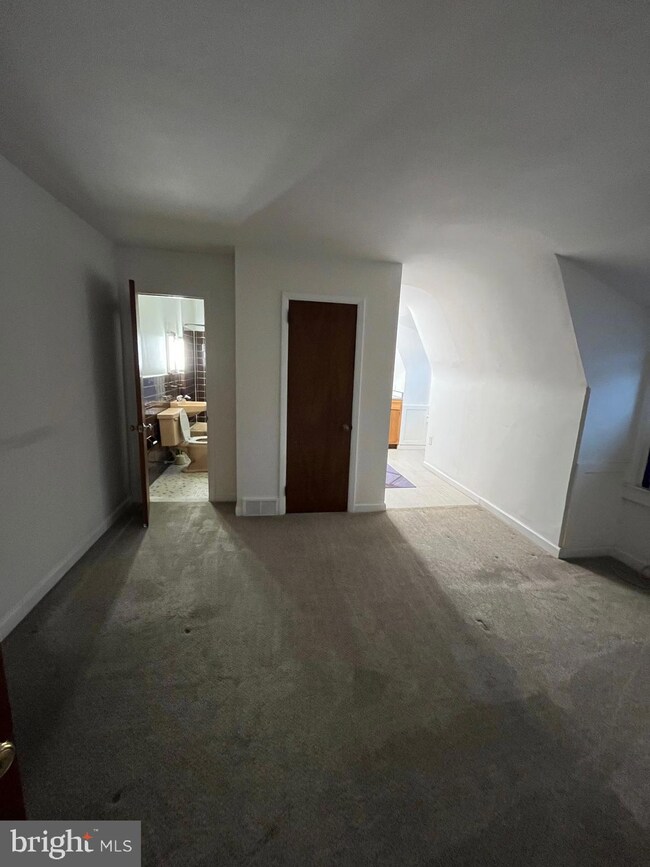 410 Cottman St unit 3B, Jenkintown, PA 19046 - photo 5