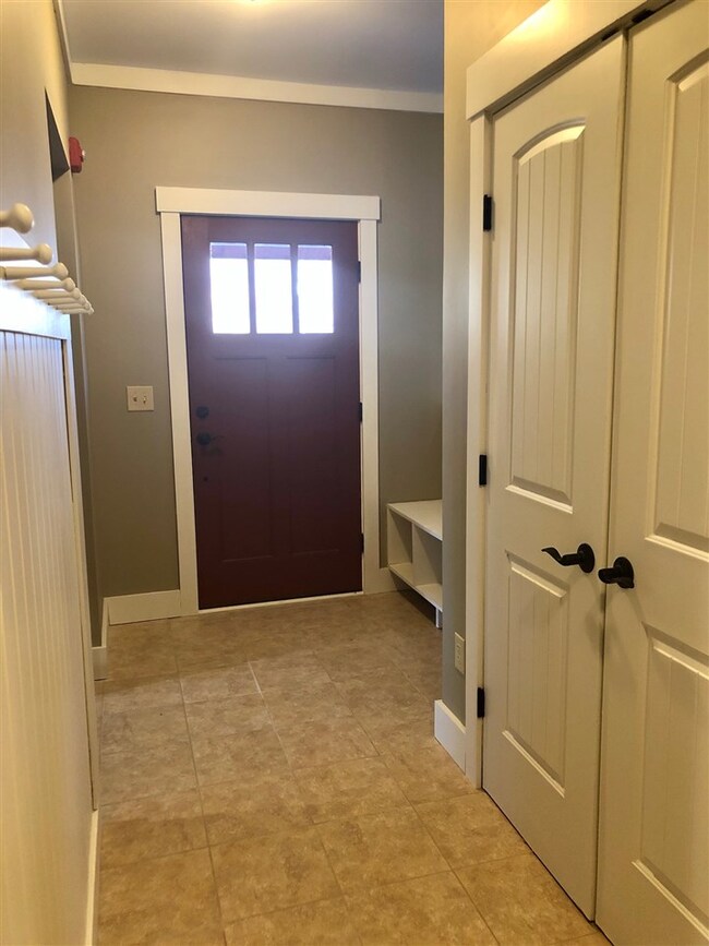 27 Riverside Terrace unit 5D, Lincoln, NH 03251 - photo 6