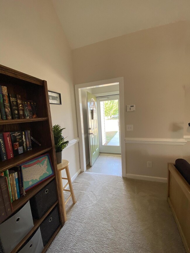 3701 Tifgreen Dr, Greenville, NC 27834 - photo 2