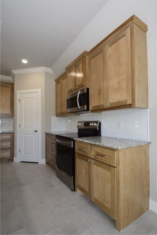 1011 Fair Oaks St, Tontitown, AR 72762 - photo 6