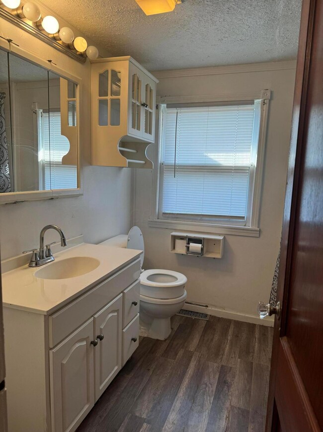 Bathroom1
