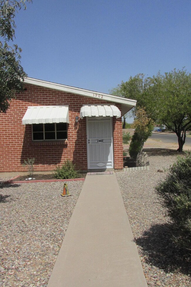 1902 N Tucker Dr, Tucson, AZ 85716 - photo 7