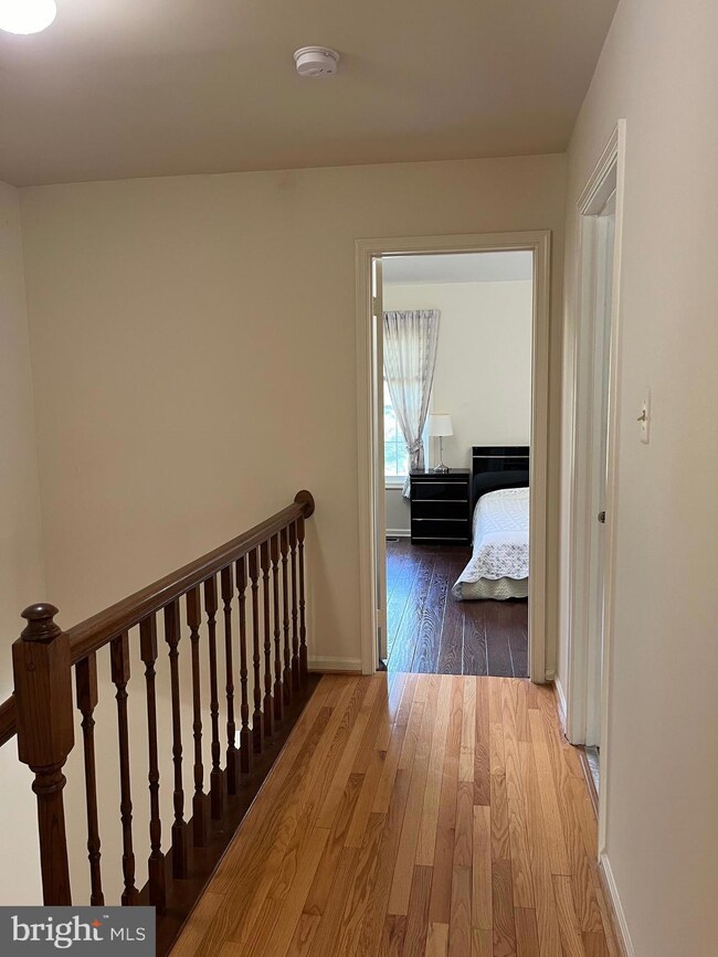 18740 White Sands Dr, Germantown, MD 20874 - photo 6