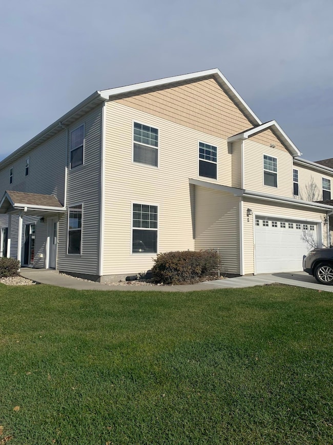 4210 47th St S unit G, Fargo, ND 58104 - photo 2