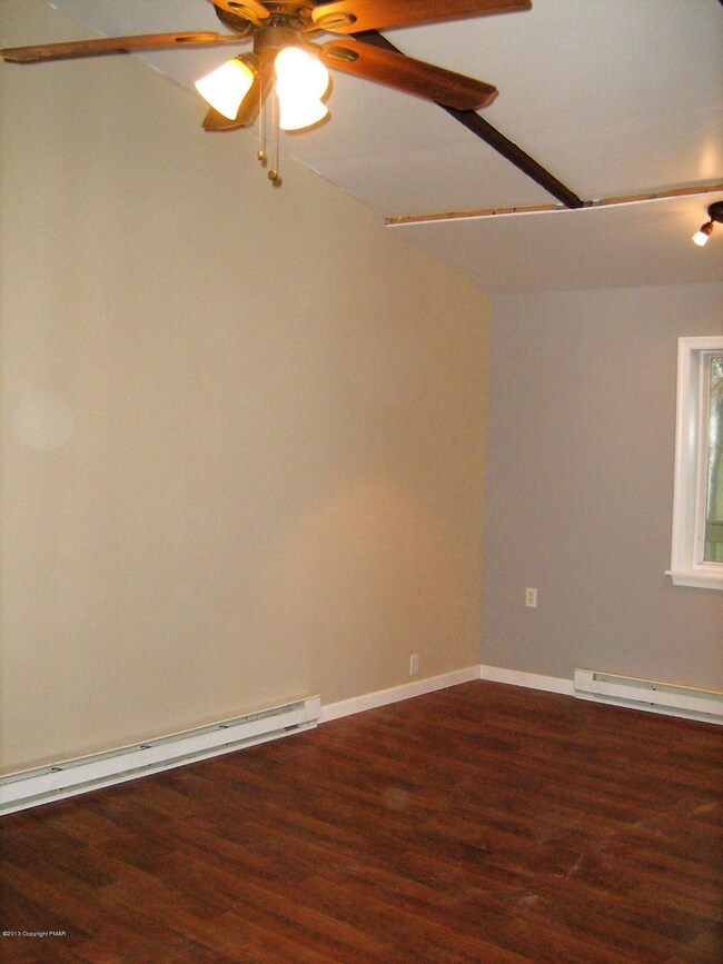 110 Hawthorn Rd, Albrightsville, PA 18210 - photo 4