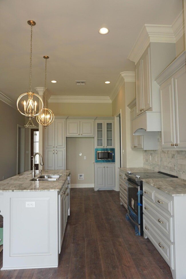 412 Wetgrass kitchen