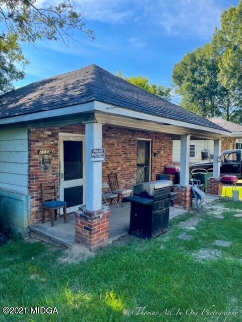 2231 Ashley St unit A & B, Macon, GA 31204 - photo 2