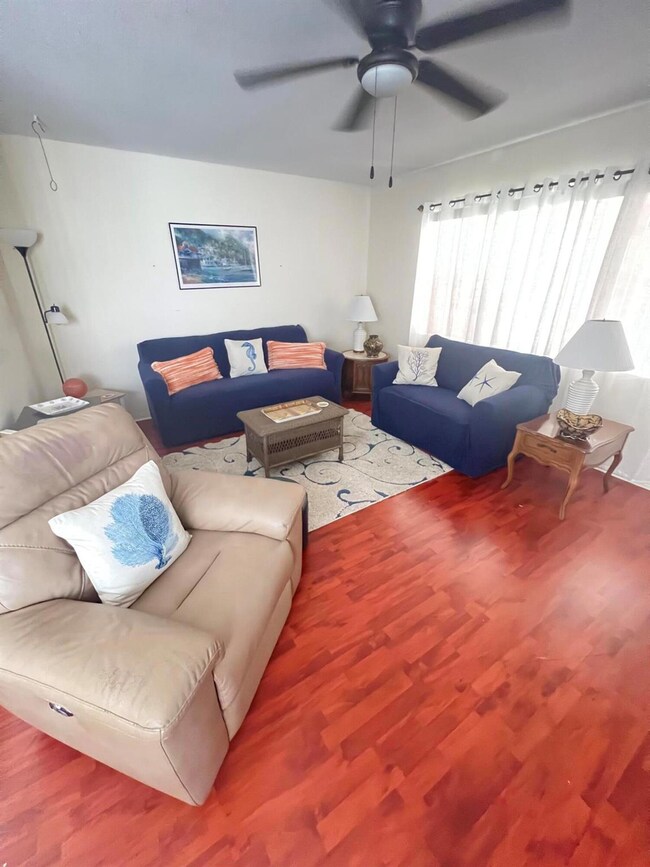 165 Easthampton G, West Palm Beach, FL 33417 - photo 2