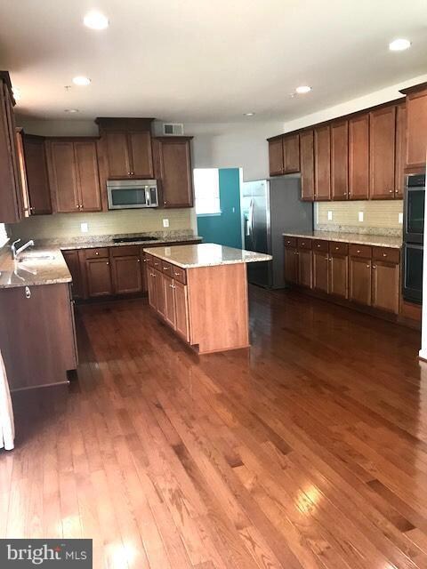 23398 Larkspur St, California, MD 20619 - photo 6