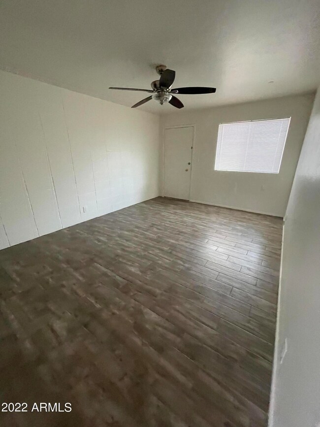 5233 E University Dr unit H, Mesa, AZ 85205 - photo 3