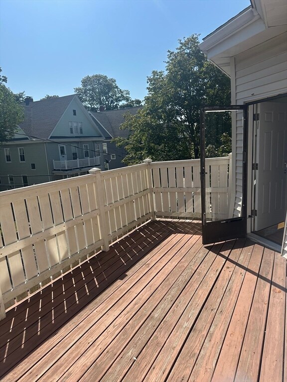 22 Wellington St unit 2, Waltham, MA 02451 - photo 3