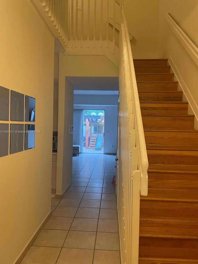 11030 NW 43rd Terrace, Doral, FL 33178 - photo 2