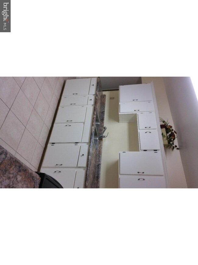 110 W 24th St, Wilmington, DE 19802 - photo 6