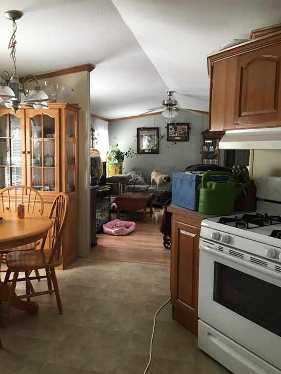 8 B St, Merrimac, MA 01860 - photo 5