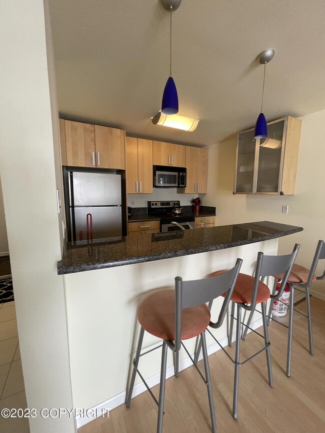 Kitchen Counter 1327
