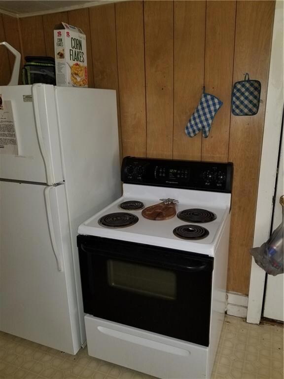 63 Walter St, Bangor, ME 04401 - photo 5