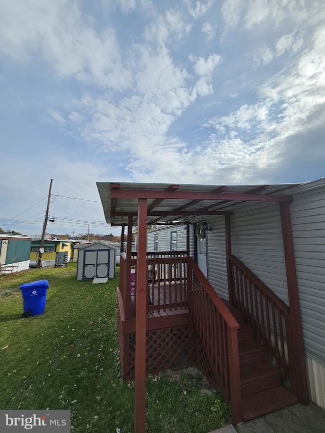 649 N Franklin St unit 44, Chambersburg, PA 17201 - photo 2