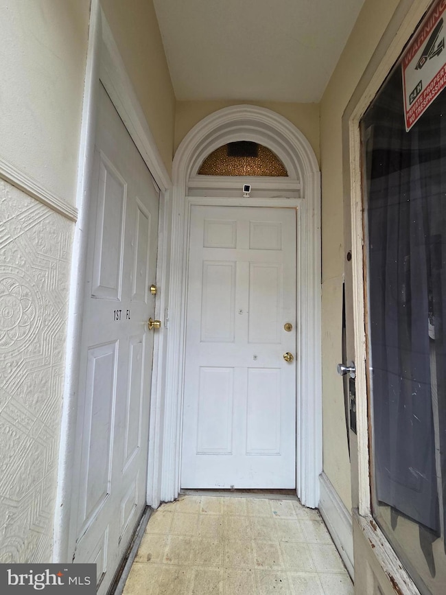 610 N 9th St, Reading, PA 19604 - photo 2