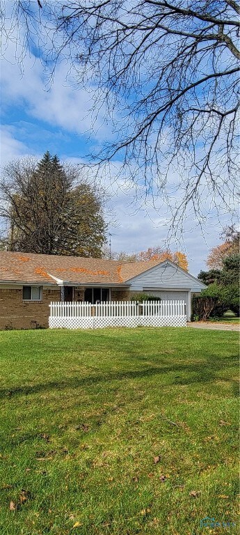 3365 Valleston Pkwy, Toledo, OH 43607 - photo 2