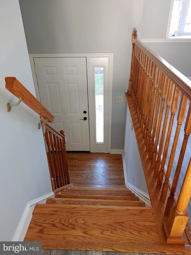 9575 Cissell Ave, Laurel, MD 20723 - photo 7