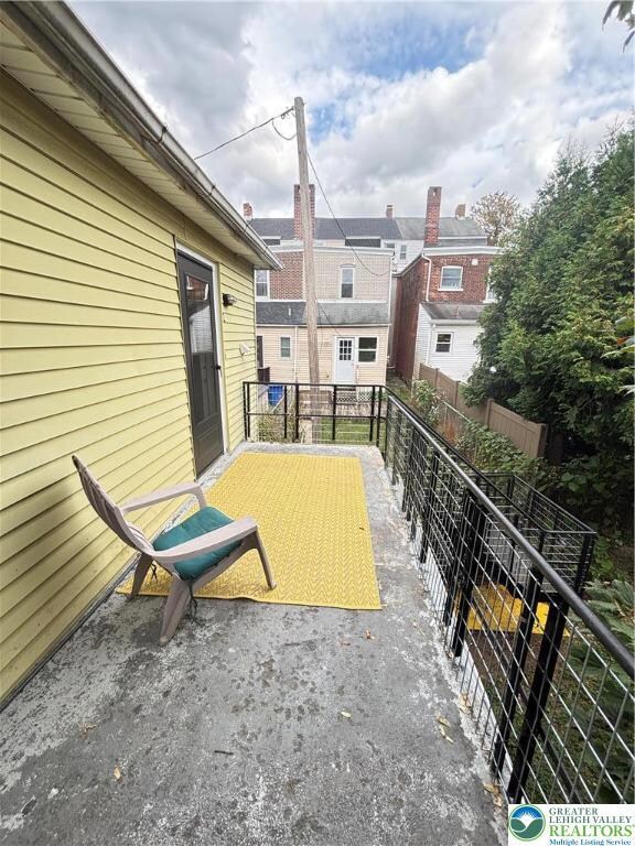 66 E Ettwein St unit 2, Bethlehem, PA 18018 - photo 2