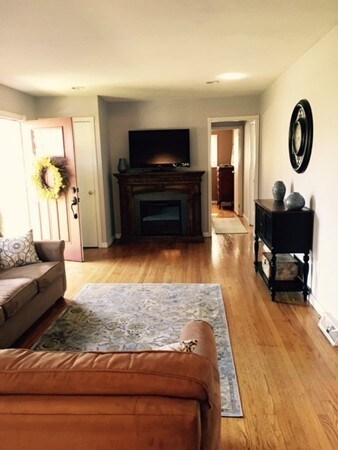 64 Fernbrook Rd, Northborough, MA 01532 - photo 2