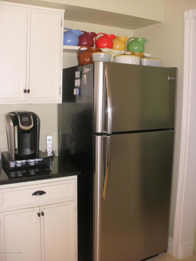 kitchen refrig view