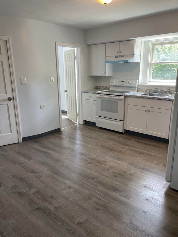 45 2nd St unit A, Lowell, MA 01850 - photo 3