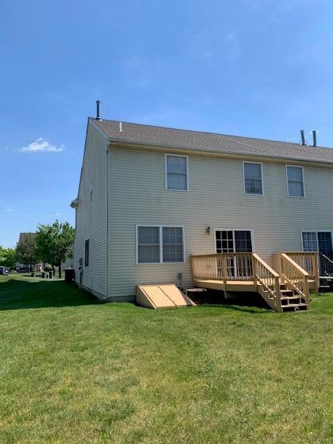 1359 Mohr Cir, Macungie, PA 18062 - photo 3