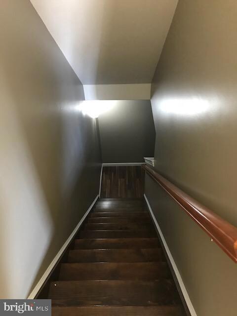 270 Locust St unit 5, New Holland, PA 17557 - photo 5