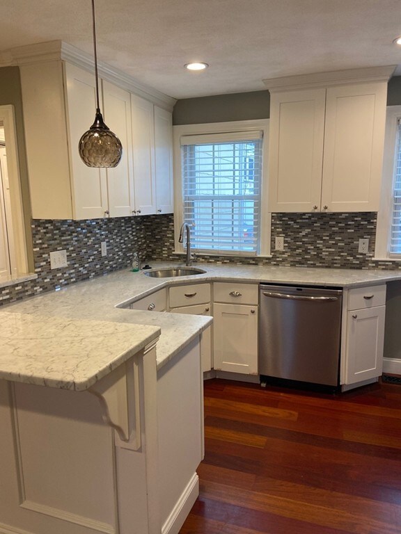 40 Victory Rd unit 1, Dorchester, MA 02122 - photo 2