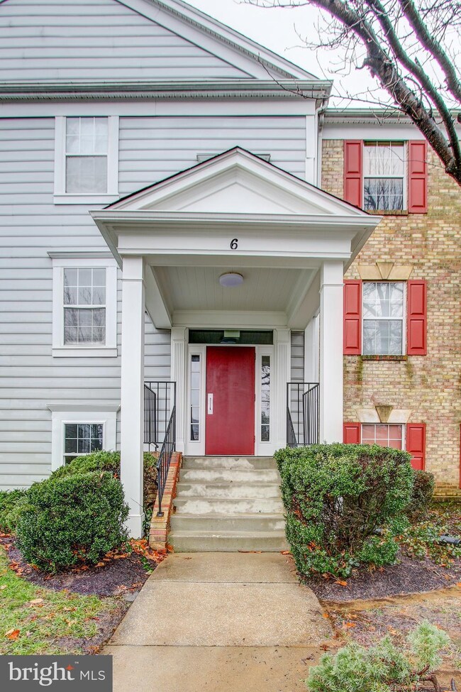 6 Normandy Square Ct unit 2CA, Silver Spring, MD 20906 - photo 2