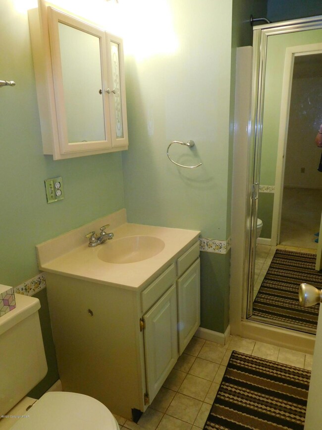 2152 Eagle Path, Bushkill, PA 18324 - photo 5