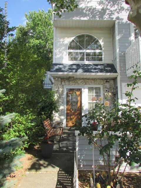 71 Country Dr E unit 52, Staten Island, NY 10314 - photo 3