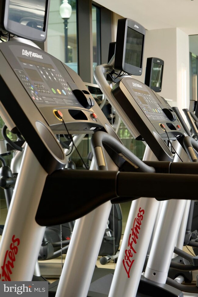 2501 M St NW unit 201, Washington, DC 20037 - photo 6