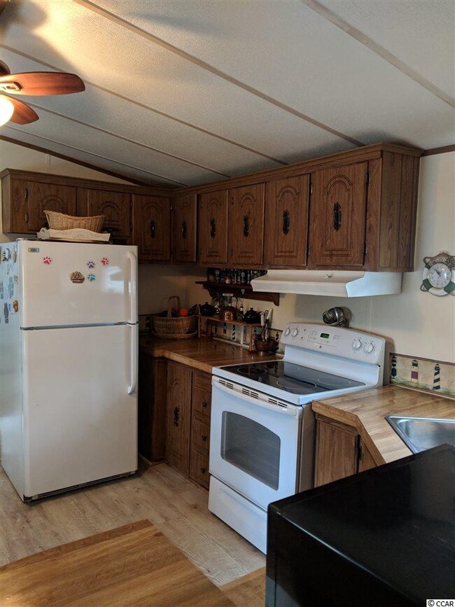 1341 Sea Foam Ln, Myrtle Beach, SC 29577 - photo 4