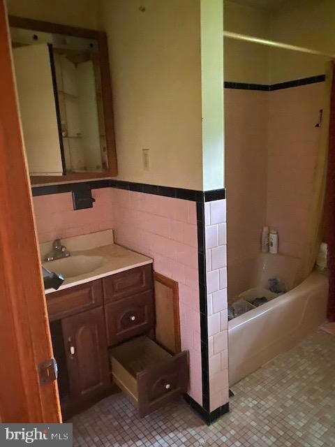 7920 Elizabeth Rd, Pasadena, MD 21122 - photo 5