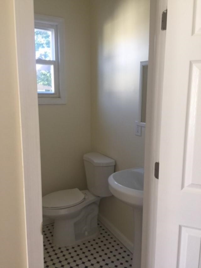 185 Custer Ave unit 2, Newark, NJ 07112 - photo 6