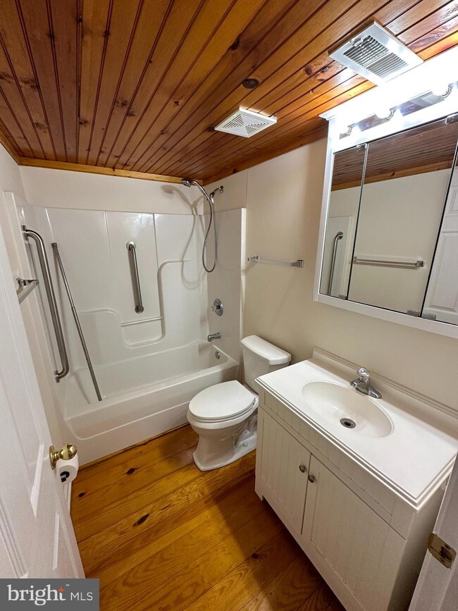 11955 Mill Run Rd unit A, Newburg, MD 20664 - photo 4