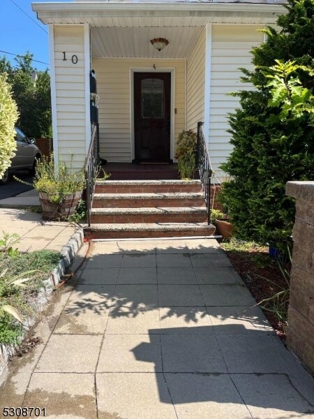 10 Edisonia Terrace unit 1, West Orange, NJ 07052 - photo 2