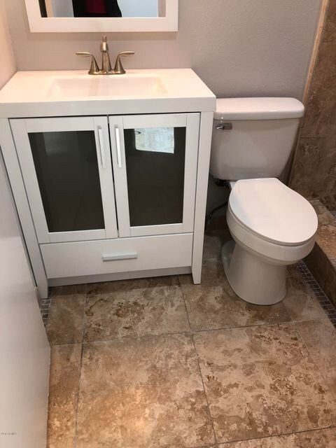 BATHROOM 21