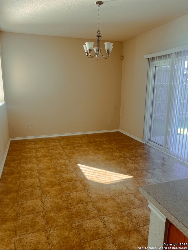 9927 Tampke Falls, San Antonio, TX 78245 - photo 5