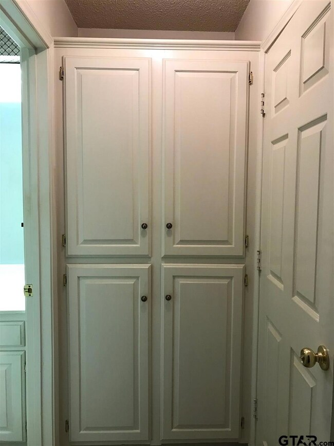 312 312 Amberwood Cir, Tyler, TX 75701 - photo 5