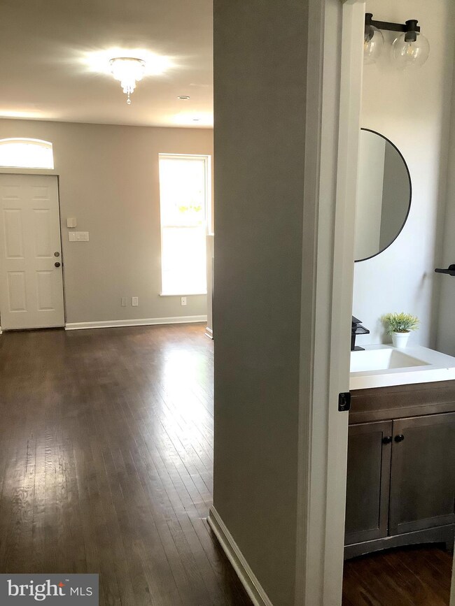 319 S Highland Ave, Baltimore, MD 21224 - photo 7