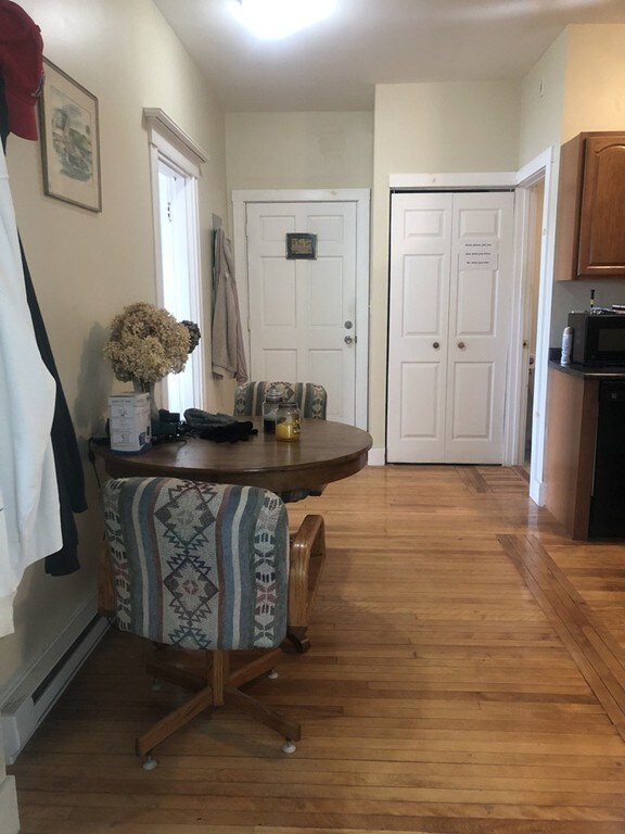 246 Humphrey St unit 5, Swampscott, MA 01907 - photo 5