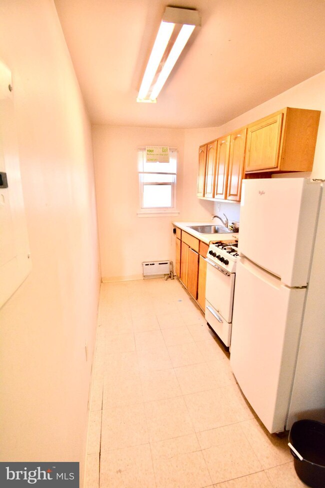 5231 Laurens St unit 3, Philadelphia, PA 19144 - photo 7
