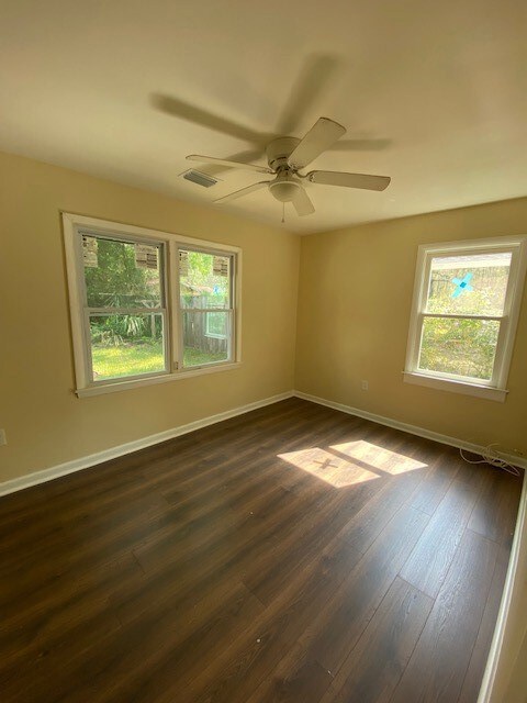 1919 Washington St, Brunswick, GA 31520 - photo 2