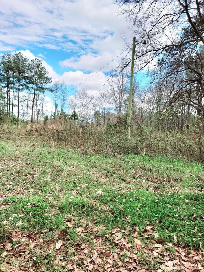 258 Smith Ln