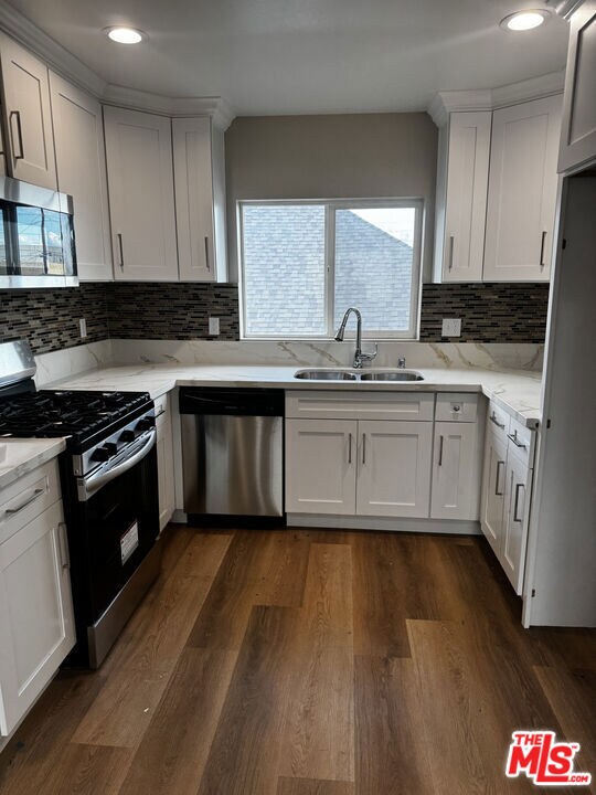 731 E 33rd St unit 1/2, Los Angeles, CA 90011 - photo 7